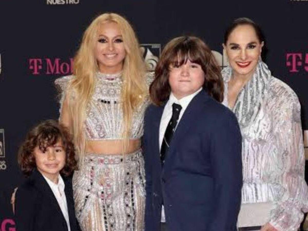 El hijo de Paulina Rubio y Colate preferiría un internado, según su guardiana legal