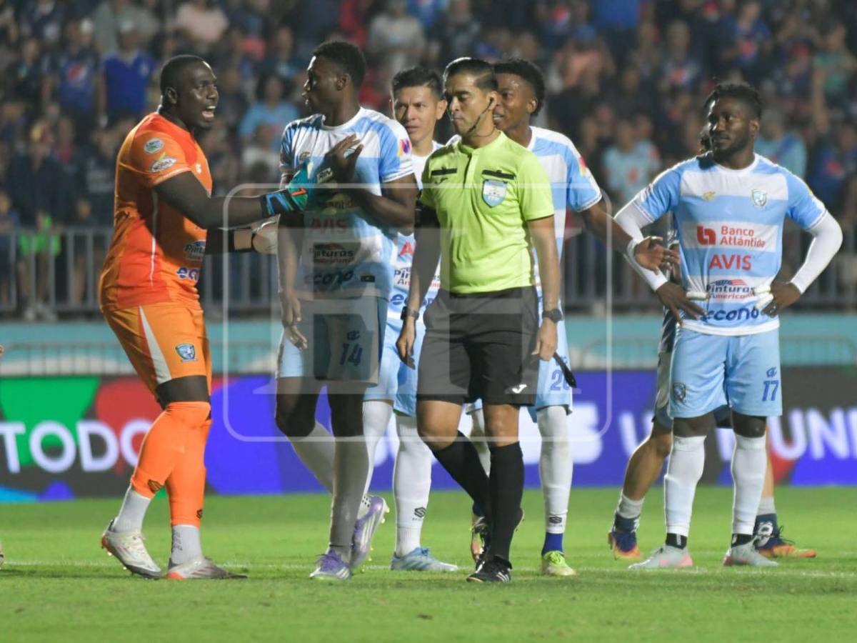 Fichajes: Legionario deja Alemania, barrida en Real España y jugará su última final con Motagua