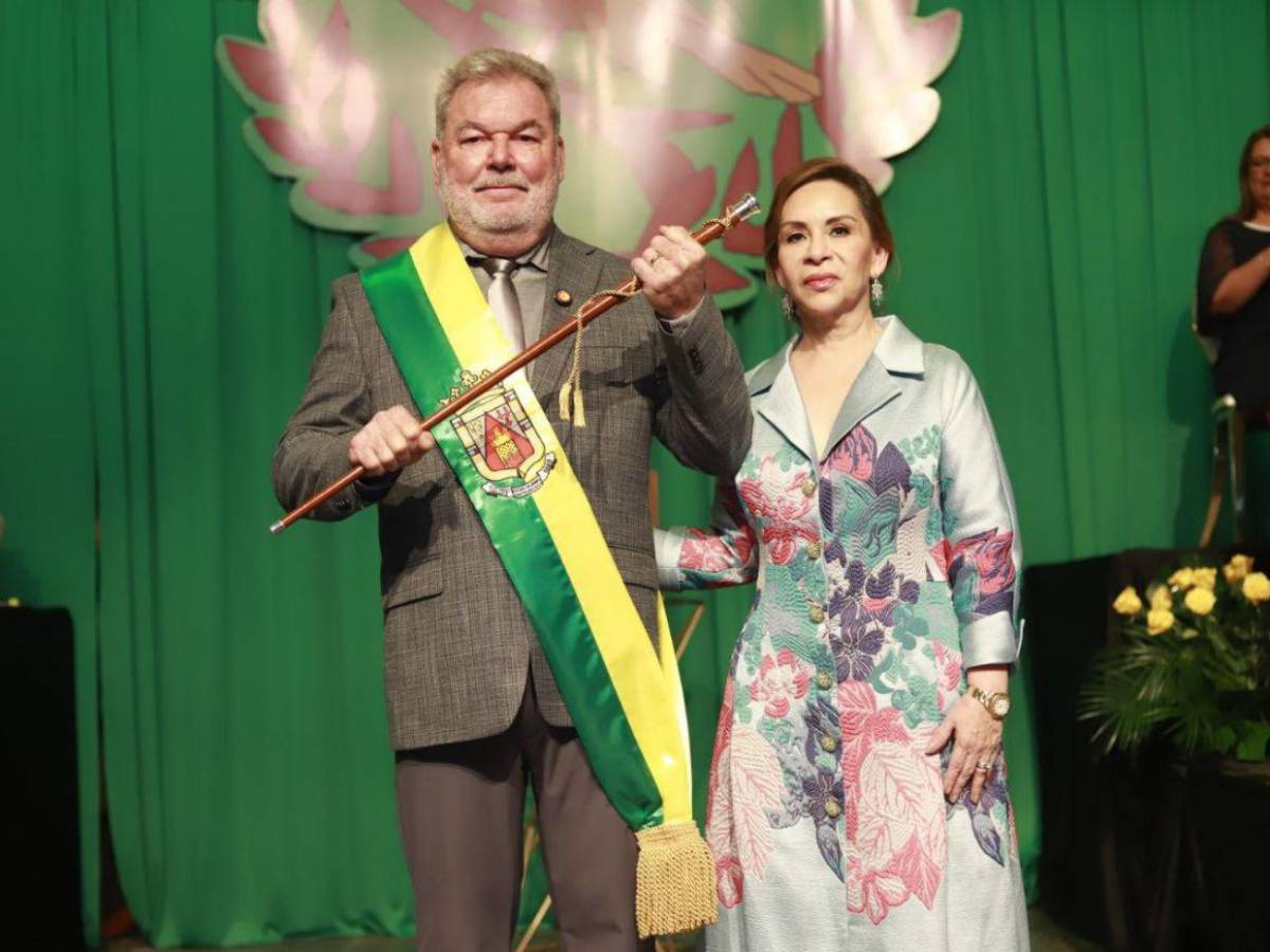 Así fue la asunción de Roberto Contreras en su segundo mandato