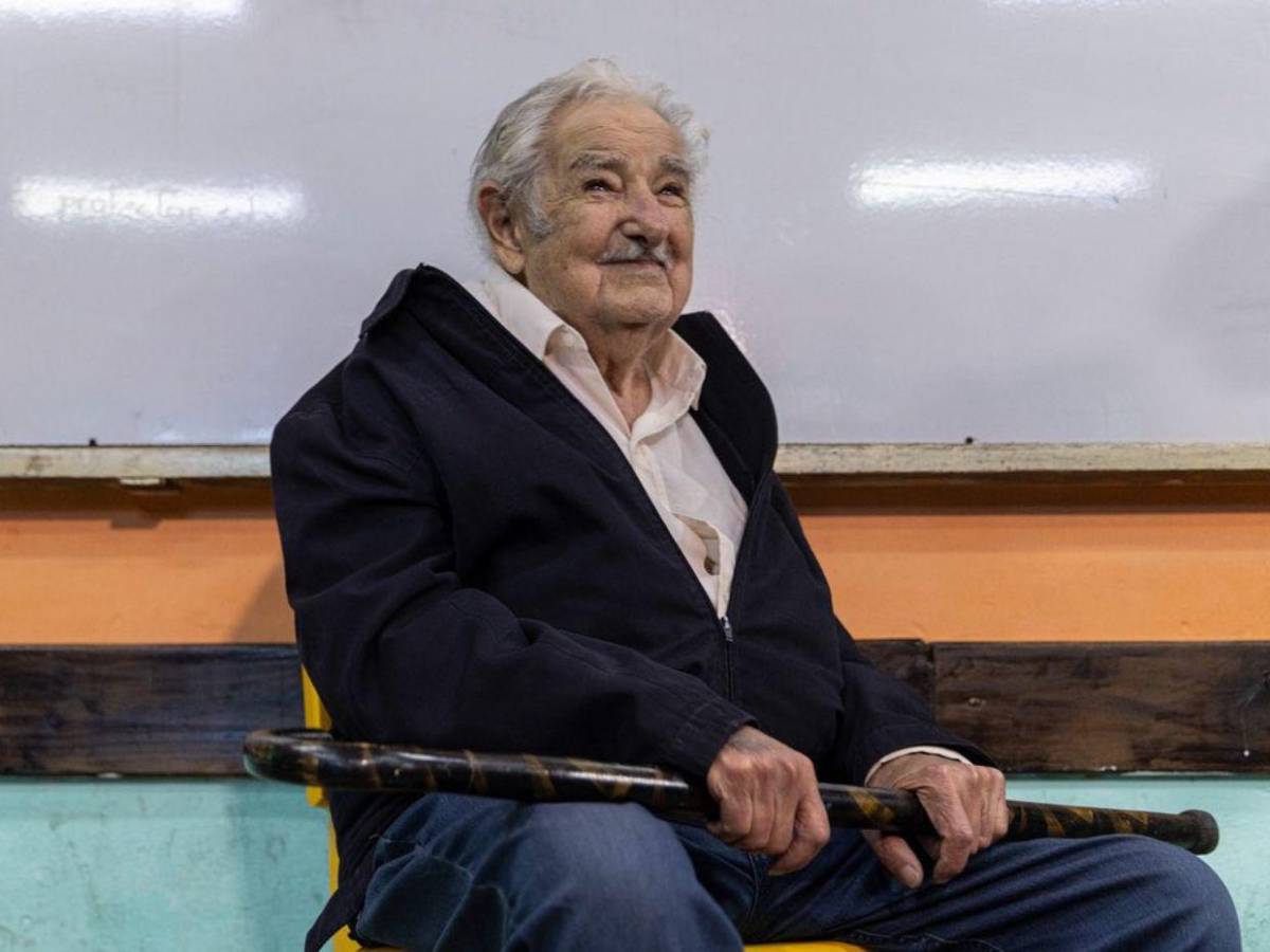 Exguerrillero, presidente y símbolo mundial: así fue la vida de Pepe Mujica