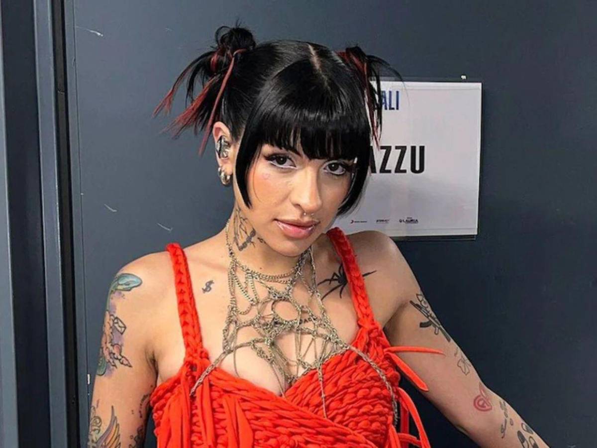 Cazzu acusa a Christian Nodal de bloquear el permiso de viaje para su hija Inti