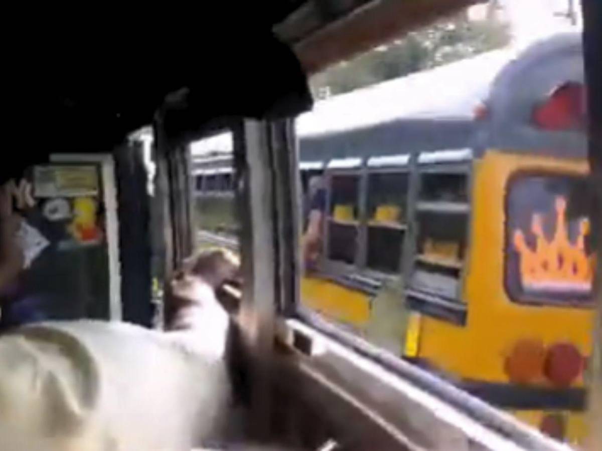Captan momento antes de que autobús se volcara y provocara tragedia en Yoro