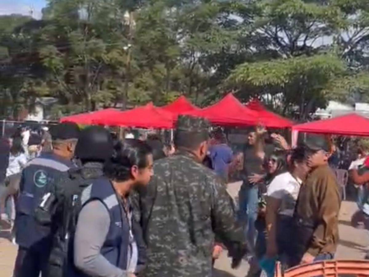Lluvia de piedras en el CLE: frente a la PM y organismos, militantes de Libre atacan carpa del PN
