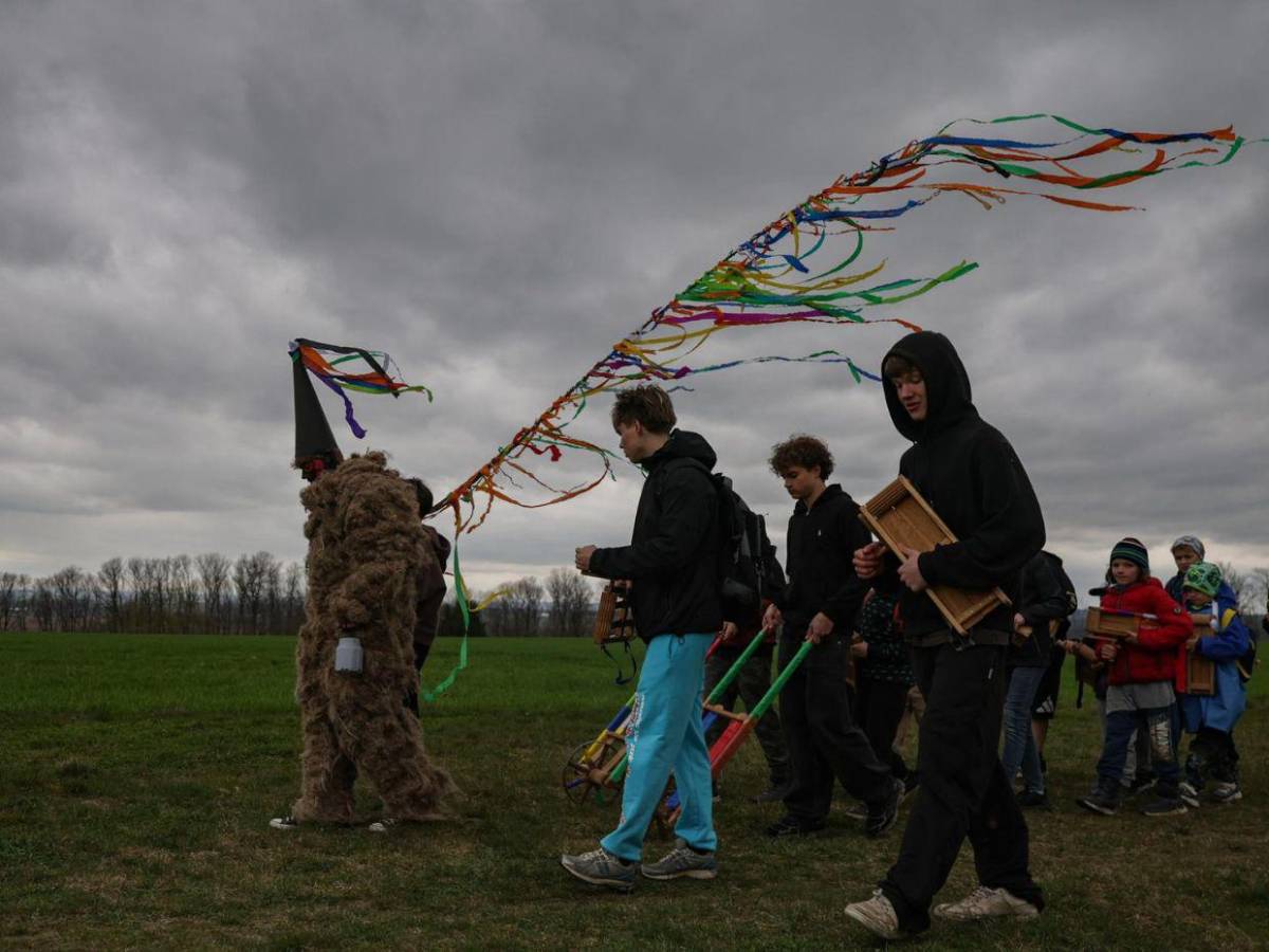 “Judas Marchante”: la tradición checa que revive la traición en Pascua