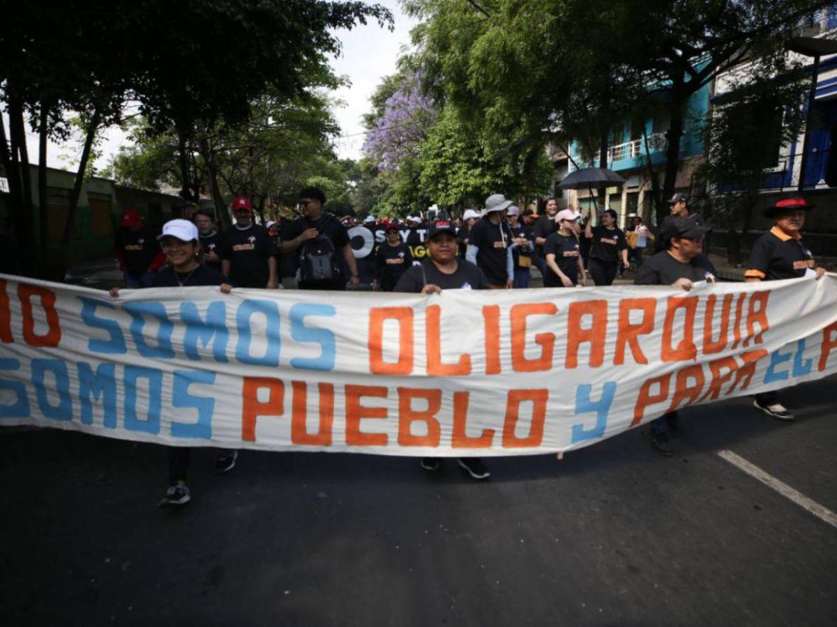 ¡Mapache!: La confrontación que se viralizó en marcha del Día del Trabajador
