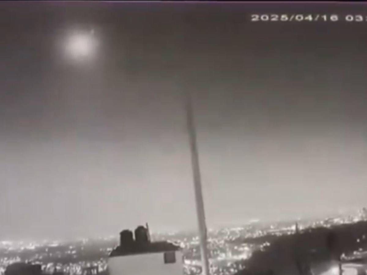 ¿Un meteorito explotó en el cielo de México?: cámaras captaron el destello ¿Un meteorito explotó en el cielo de México?: cámaras captaron el destello