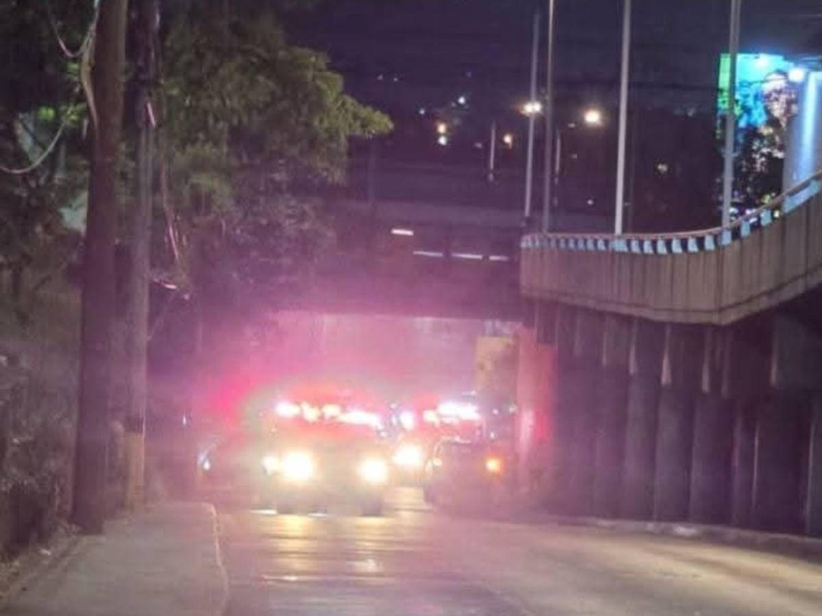 En imágenes: el trágico choque que dejó una mujer muerta en Residencial Honduras