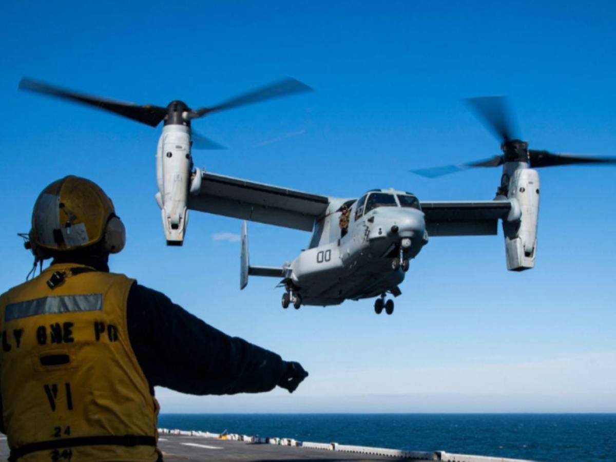 Mueren cinco Marines al estrellarse avión militar en oeste de Estados Unidos