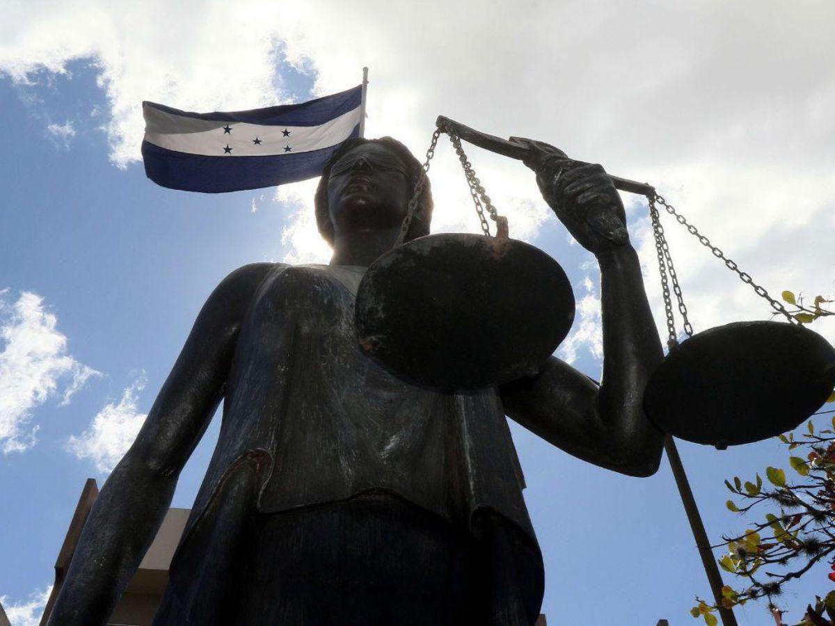 Denuncian intención de destituir a algunos magistrados del Poder Judicial