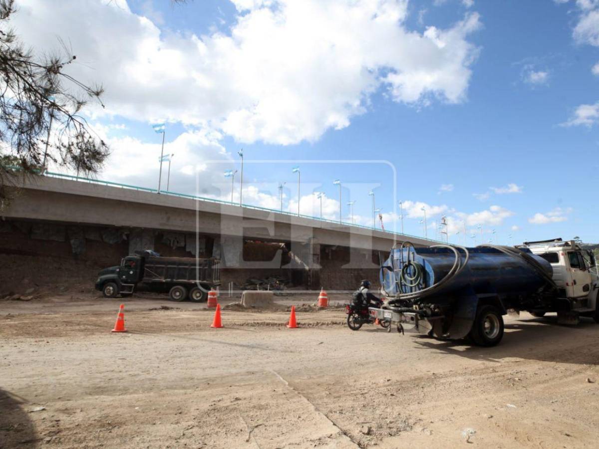 Así luce el carril inaugurado de lo que será el paso a desnivel Papa Francisco