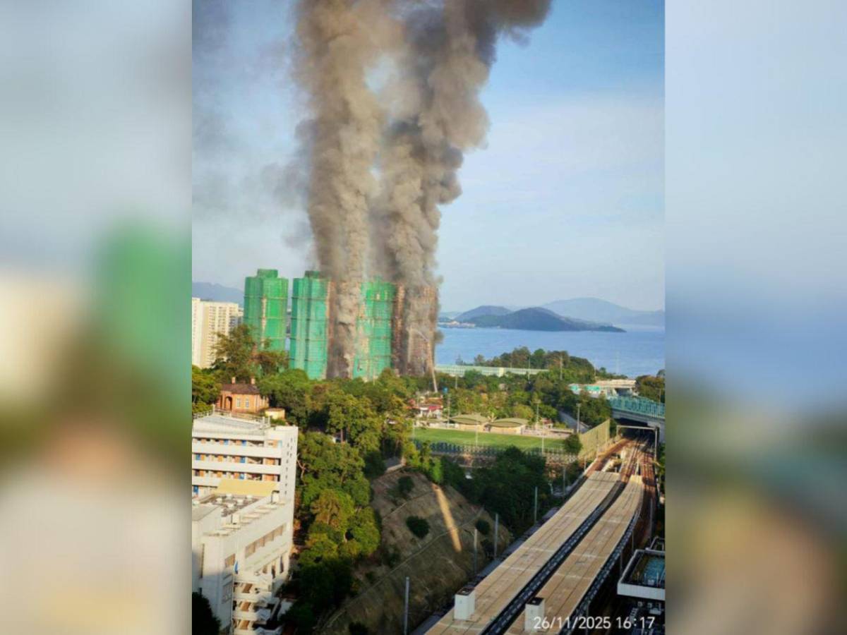 Incendio de Hong Kong: Gobierno se reúne de emergencia y habilita refugios