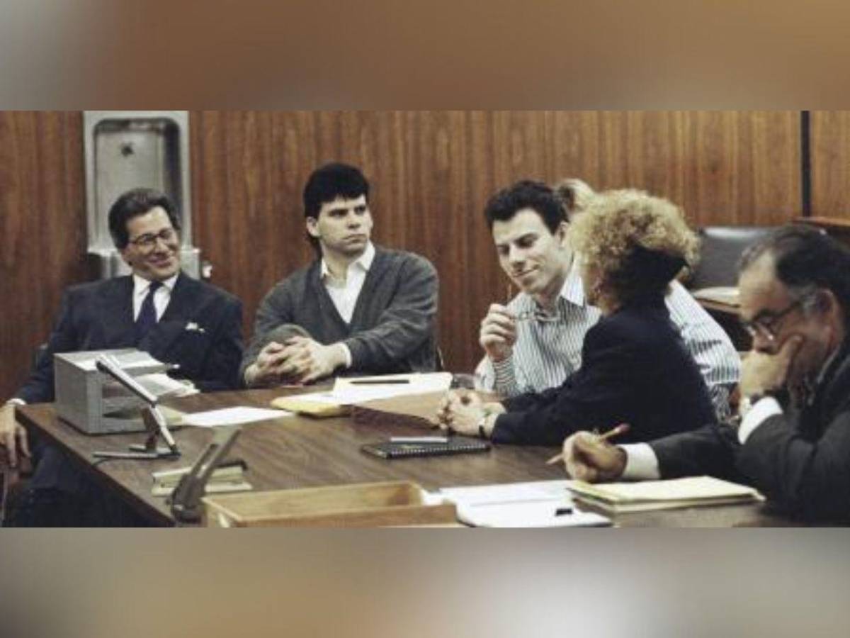 ¿Hermanos Menéndez perdieron un aliado? Su audiencia se aplazó hasta enero de 2025