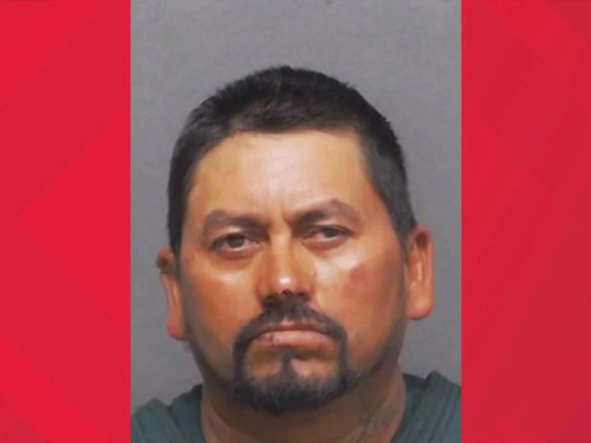 Hondureño mató a su hijo e hirió a dos mujeres en Texas; lo habían deportado tres veces