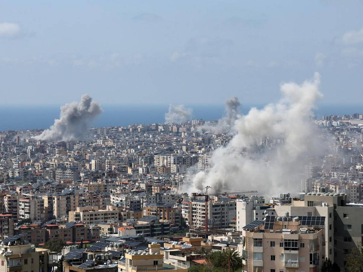 En tan solo 10 minutos, Israel se ensaña con Líbano: hay más de 200 víctimas