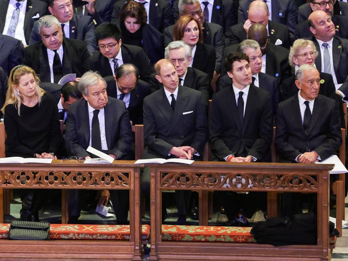Líderes de EUA dejan rivalidad y se reencuentran en funeral de Jimmy Carter Líderes de EUA dejan rivalidad y se reencuentran en funeral de Jimmy Carter