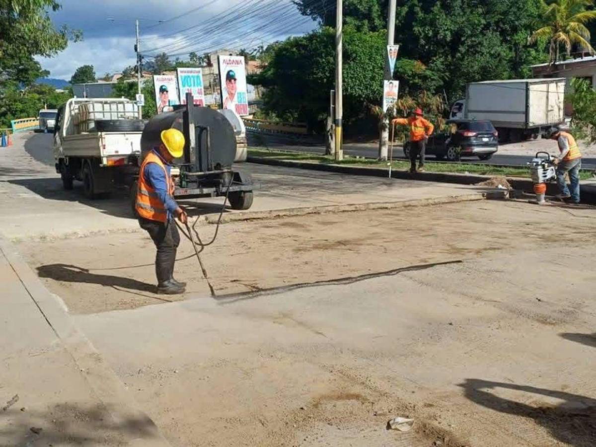 Ya está habilitado el paso vehicular en bulevar Fuerzas Armadas