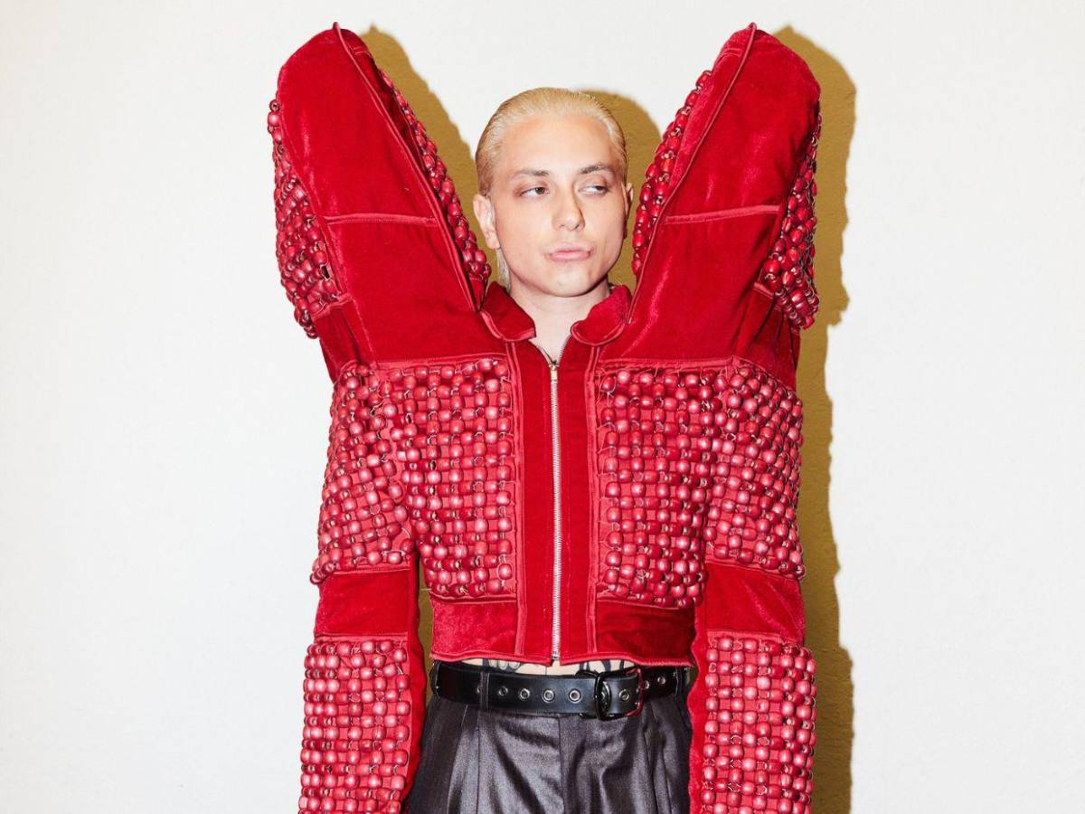 Loreto Peralta, actriz de No se aceptan devoluciones, es captada con Paco Amoroso: ¿nuevo romance?