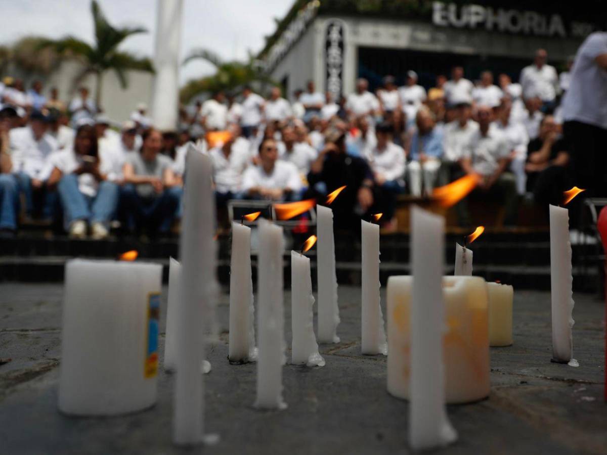 Colombia teme volver a los años más oscuros de violencia tras atentado contra Uribe Turbay