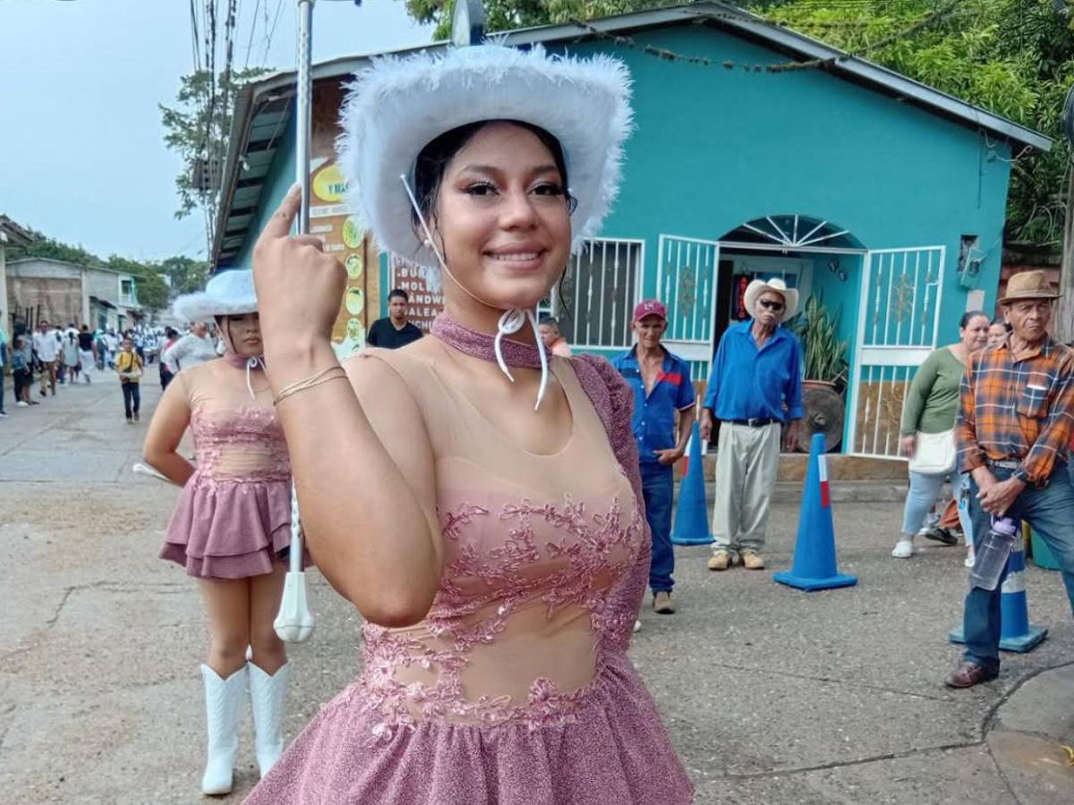 El departamento de La Paz vibró con fervor patrio en los desfiles del 15 de septiembre