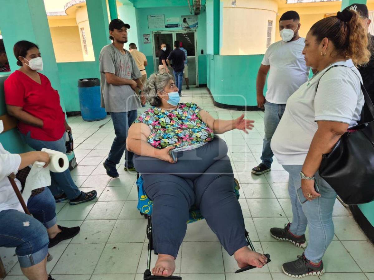 Pesa casi 300 libras: Basima Hilsaca, hermana de Nasser y la única con vida de su familia