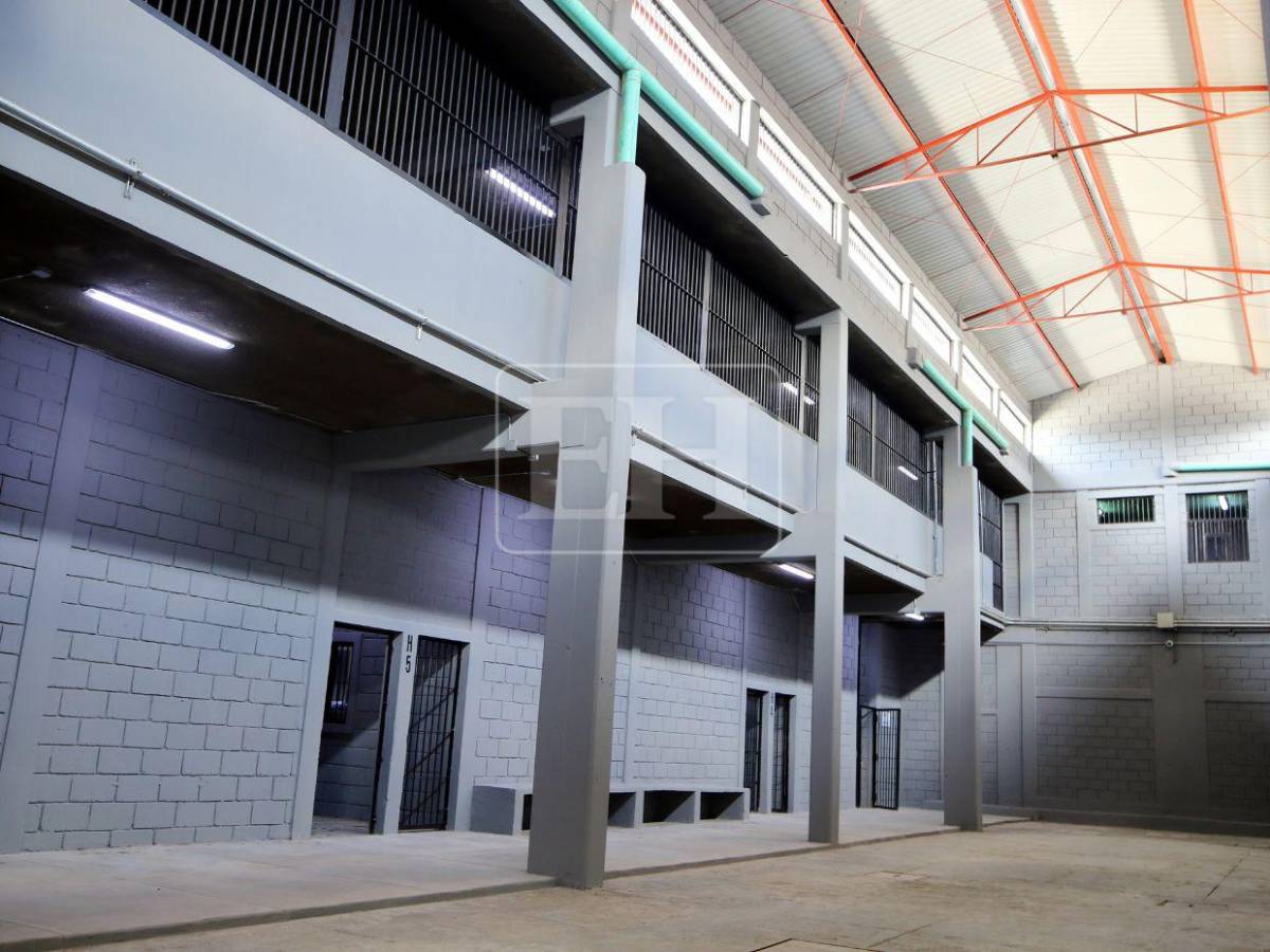 Sin enchufes y bajo 60 cámaras: así es por dentro el módulo de Támara que fue reconstruido