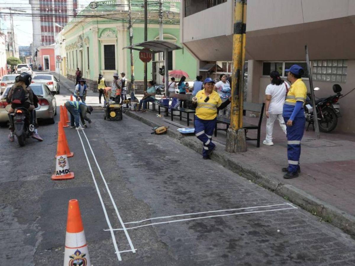 Capitalinos encontrarán cambios en puntos de taxis: estas son las zonas intervenidas
