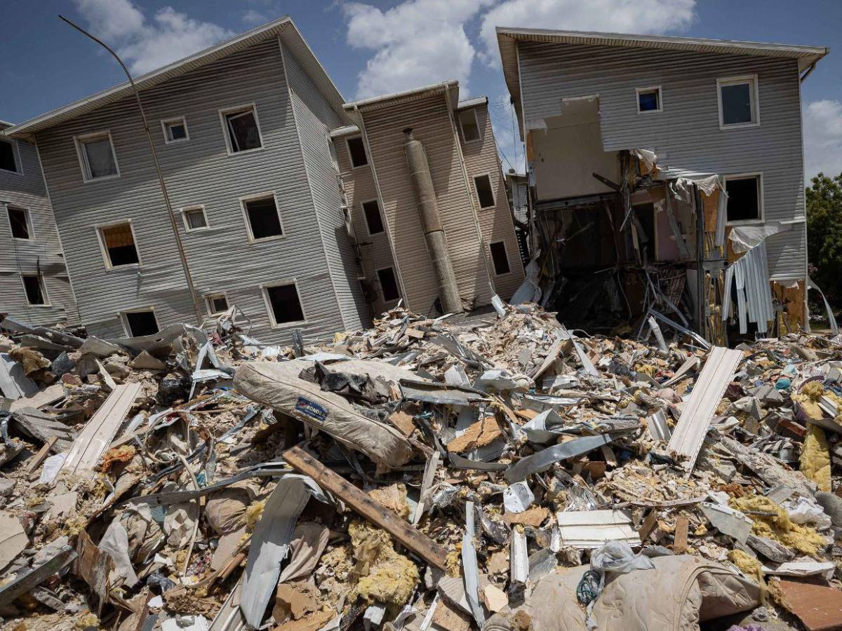 A un mes del desastre: las cifras que dejó el doble terremoto en Venezuela