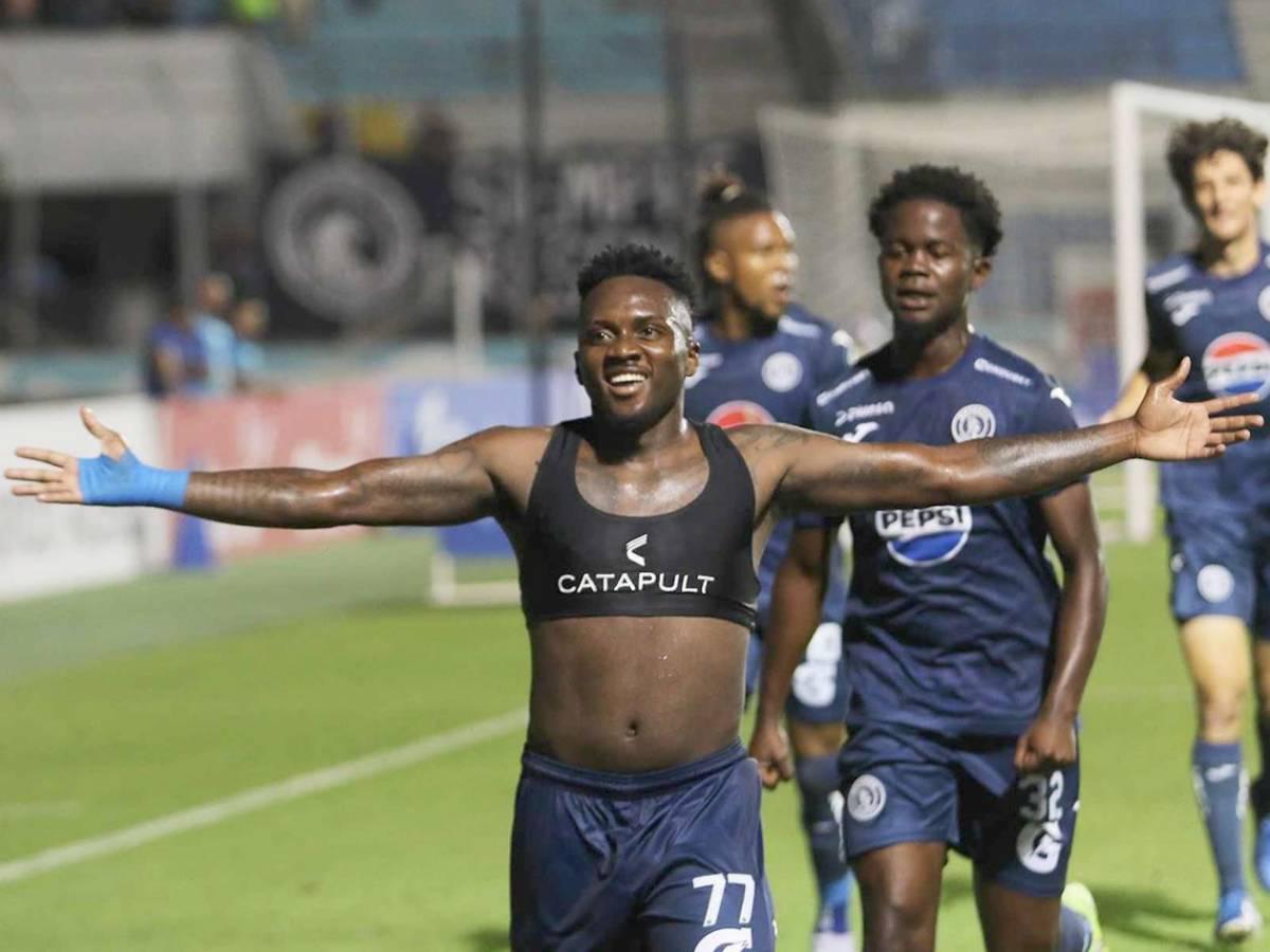 Orlando Ponce revela que jugador se molestó por apodo que le puso y larga lista de otros