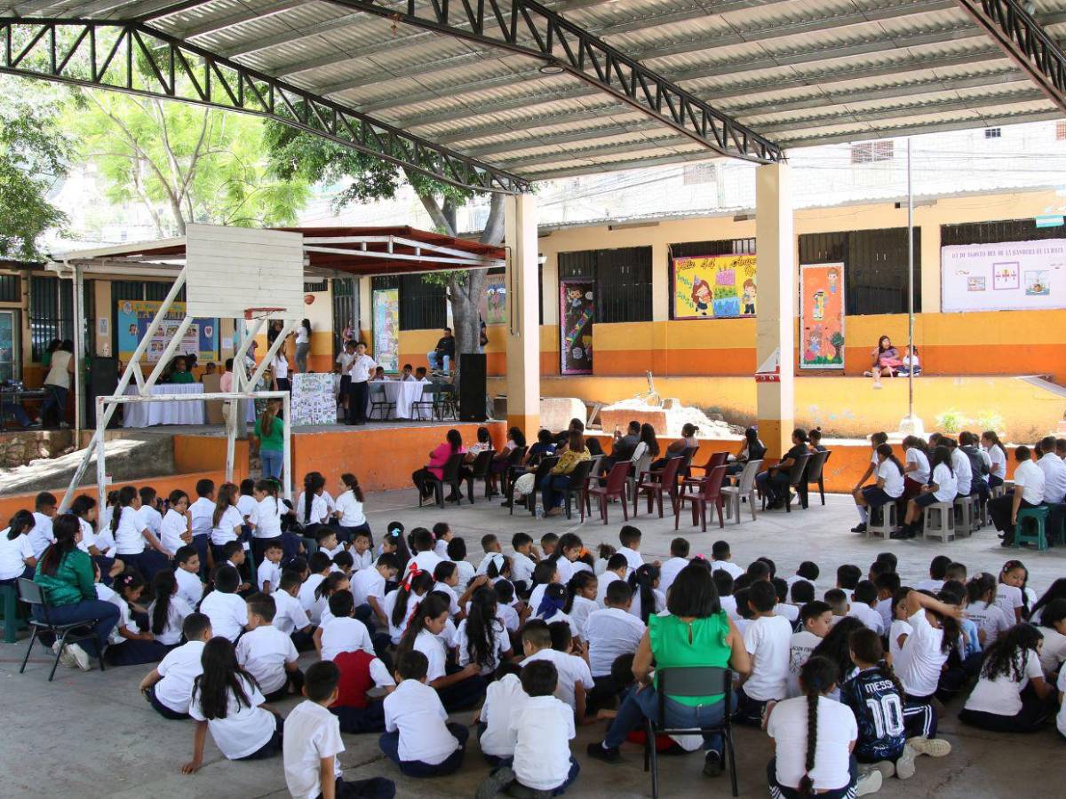 La Roberto Suazo Córdova da continuidad a la semilla de Escuelas Amigables