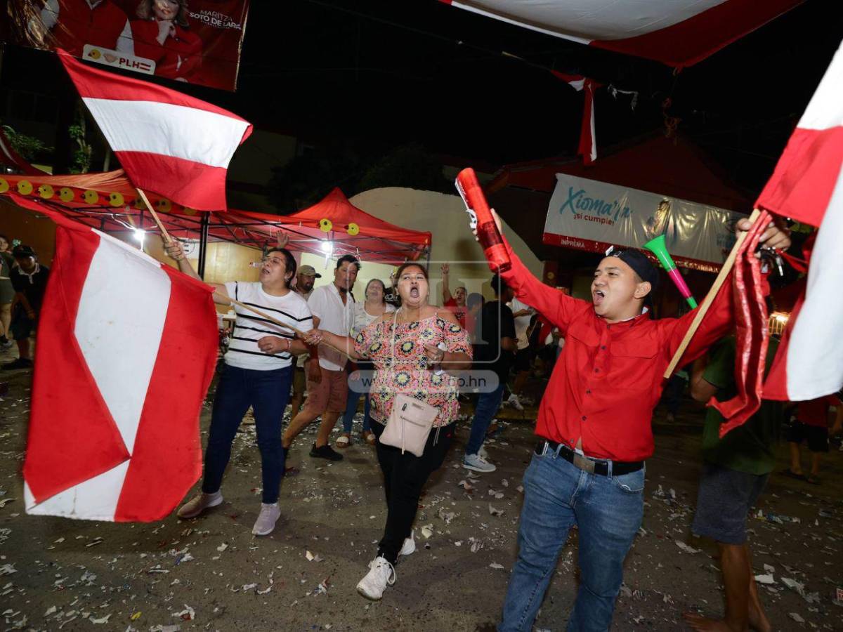 Liberales celebran en SPS primeros resultados del CNE que favorecen a Contreras