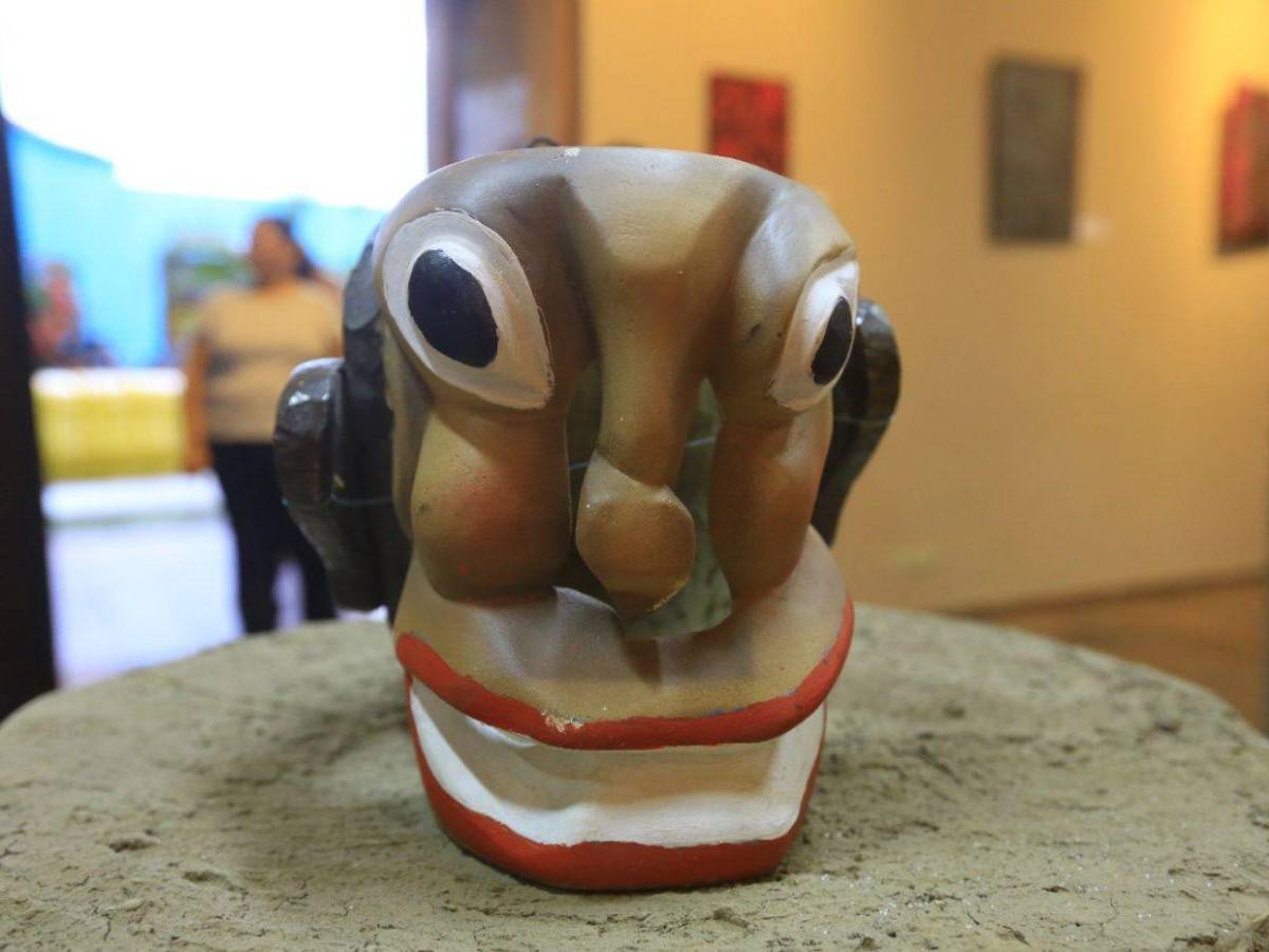 Arte y tradición en Comayagua: exposición de pinturas y máscaras en Semana Santa Arte y tradición en Comayagua: exposición de pinturas y máscaras en Semana Santa