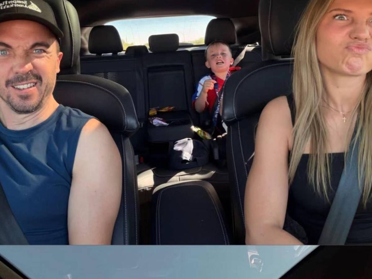 Frankie Muniz comparte fotos con su esposa Paige Price tras confesar que tocó fondo