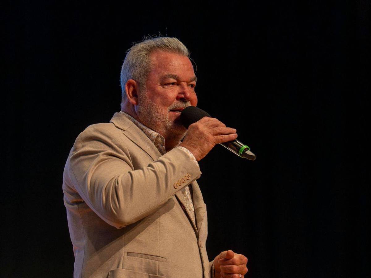 Roberto Contreras se disculpa con Mel Zelaya por el apodo chumpa juca; Quintín Soriano reacciona