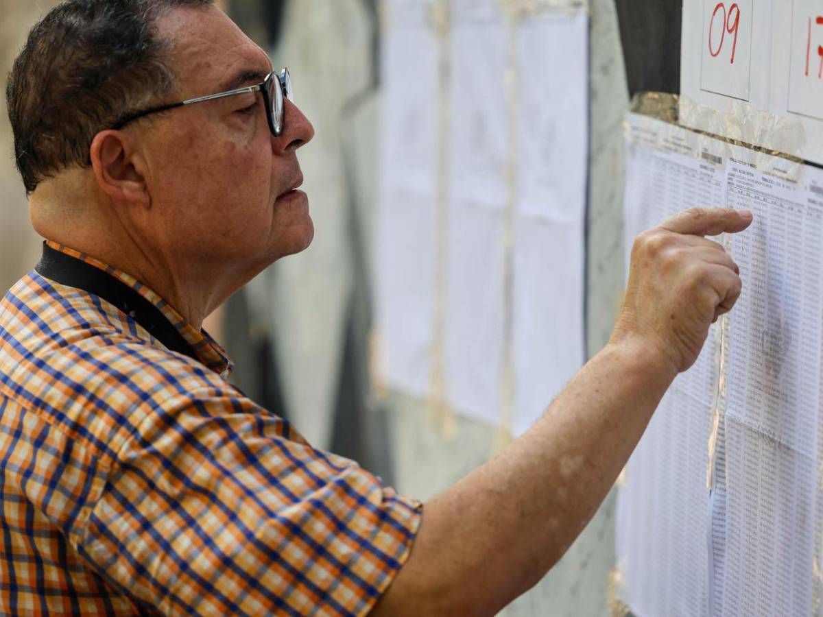 Poca afluencia en elecciones parlamentarias en Venezuela