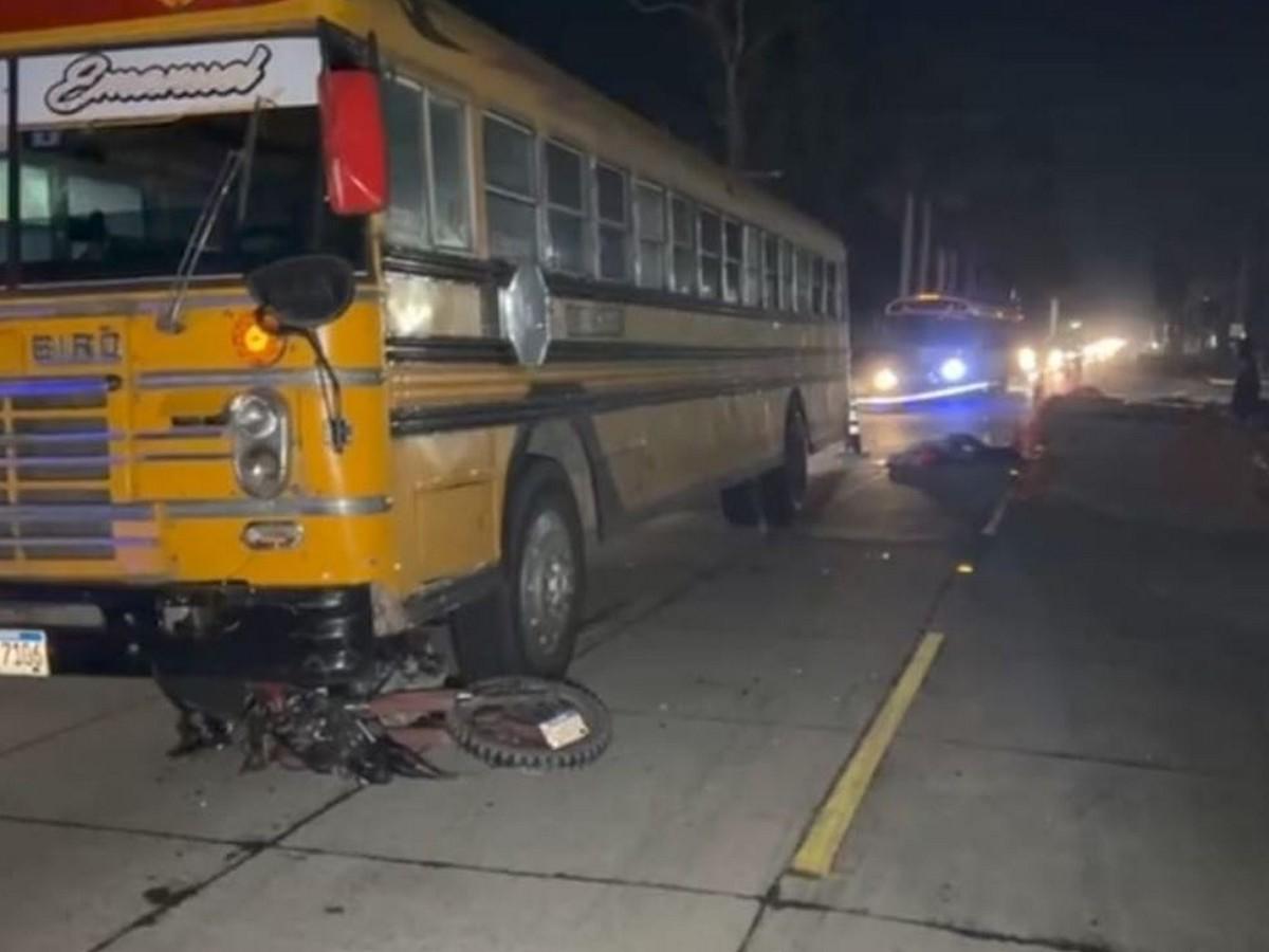 Motociclista muere atropellado por bus en Choloma, Cortés