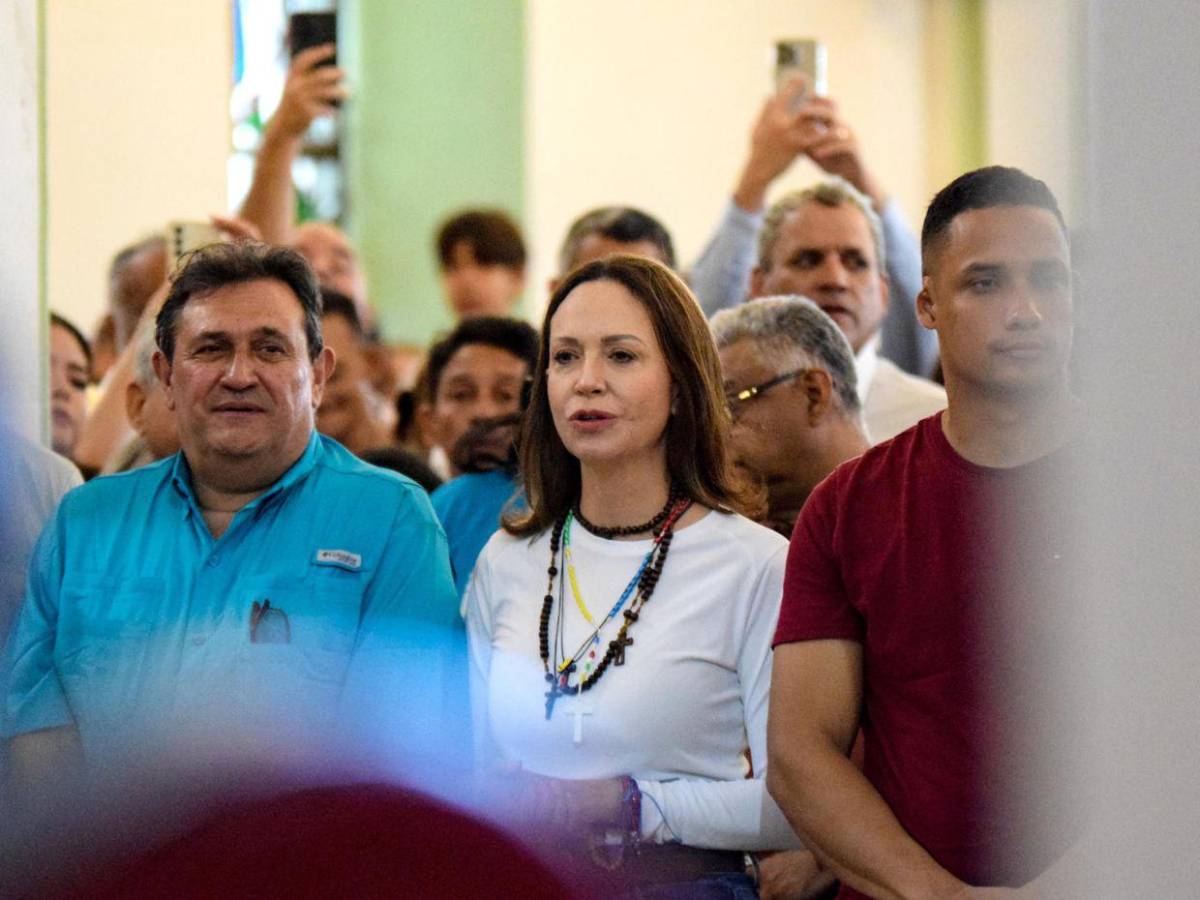 “Estoy aquí. Con ustedes”: Así fue recibida María Corina Machado en Venezuela tras diez meses fuera