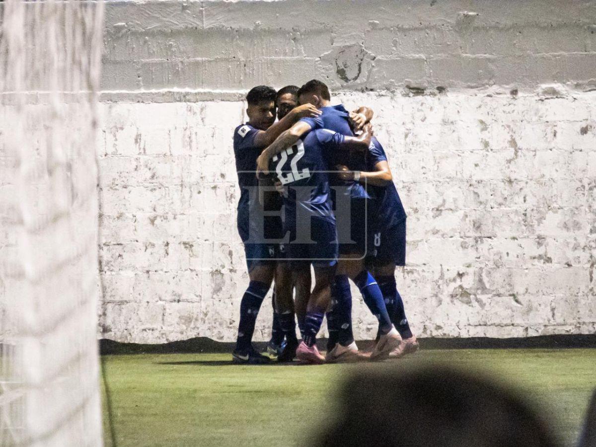 Dejándolo todo en la cancha: las mejores fotos del primer tiempo de Nicaragua vs Honduras