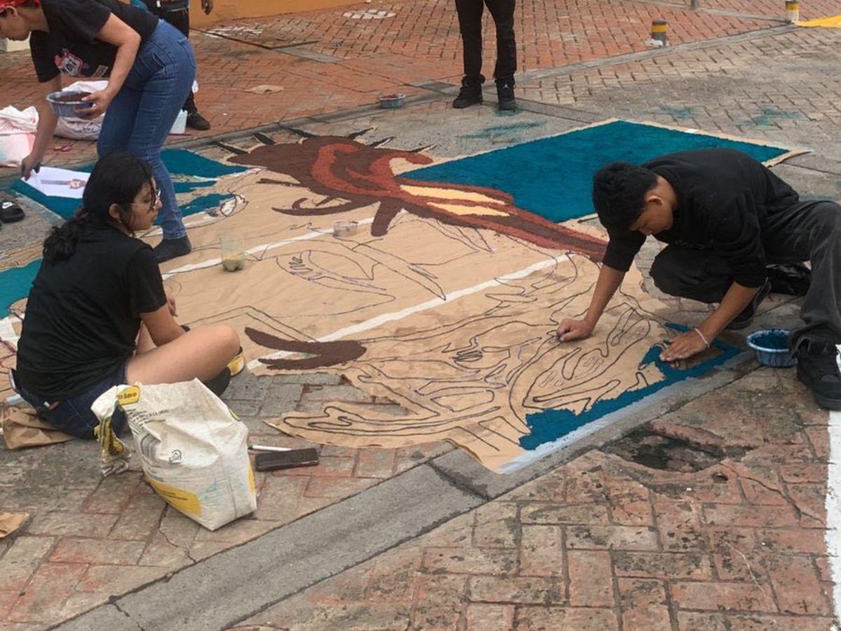 A contrarreloj, Comayagua reconstruye sus alfombras luego de las intensas lluvias