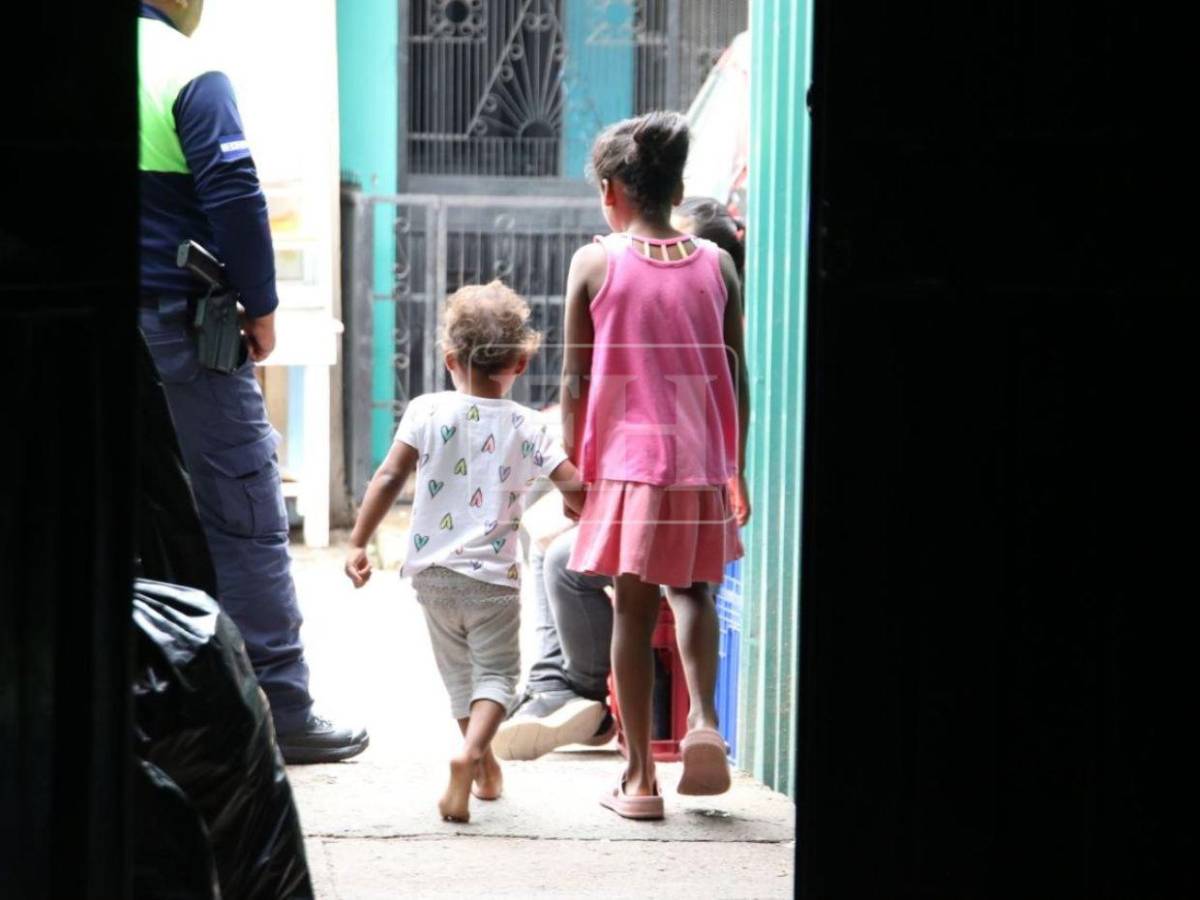 A una semana del desastre, damnificados de Villa Unión siguen sin regresar a sus hogares