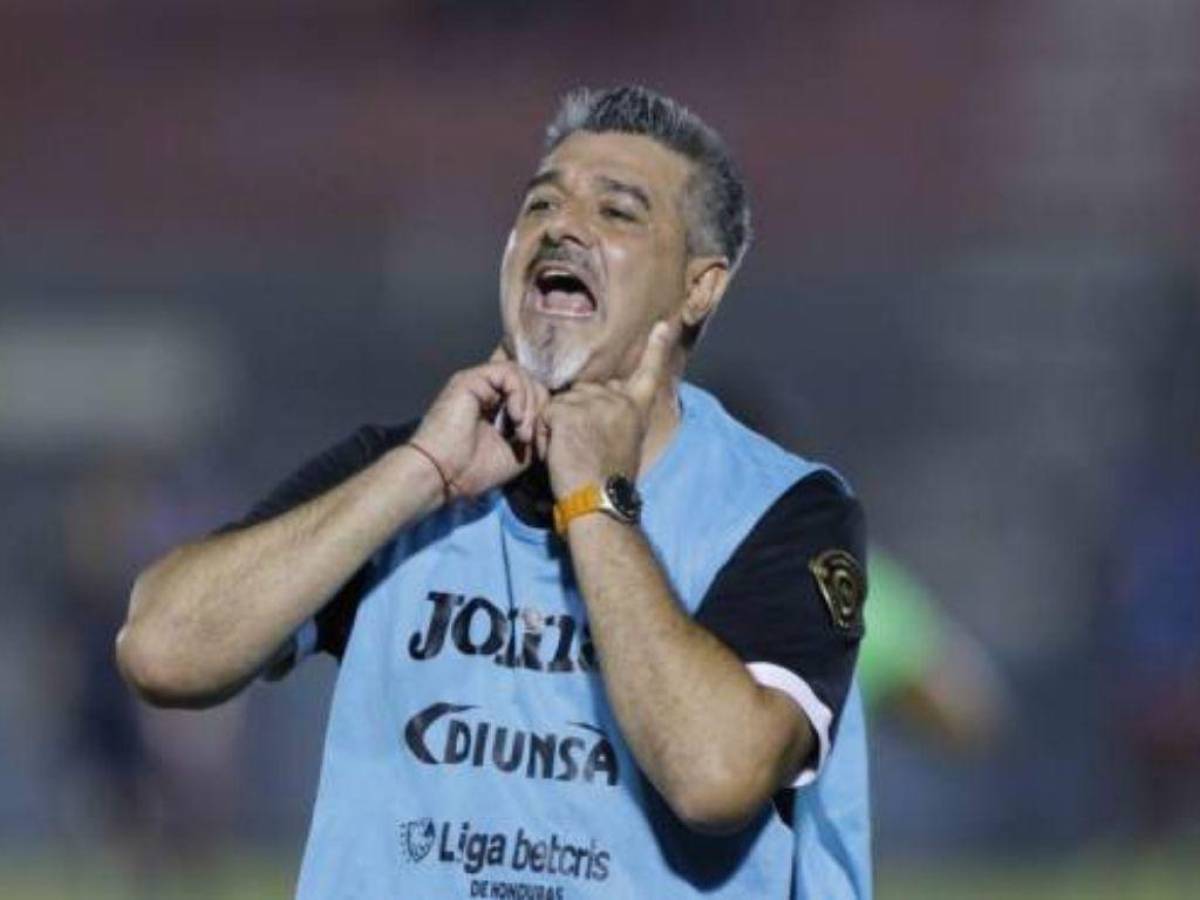 Oficial: Diego Vázquez deja de ser entrenador de Motagua