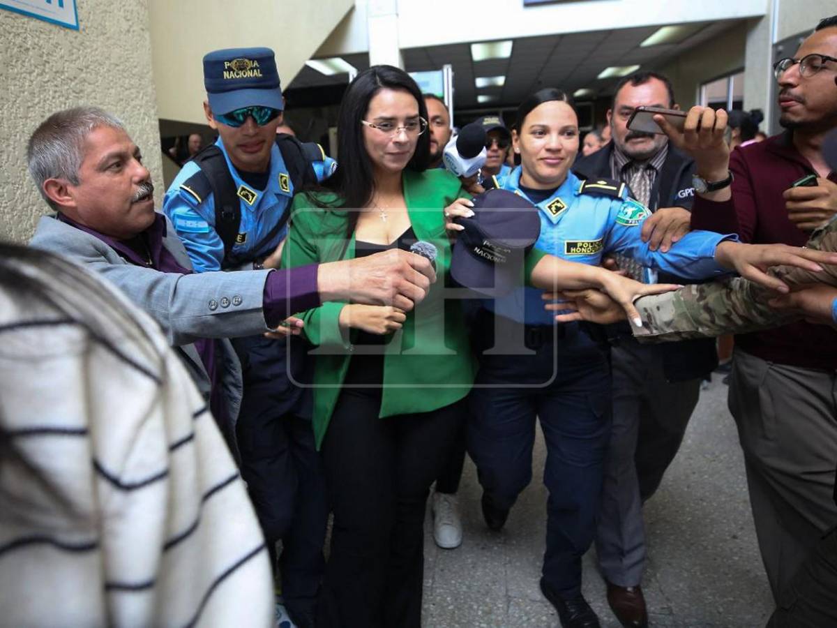 Isis Cuéllar sale sonriendo de la CSJ, sin curul y sin cárcel