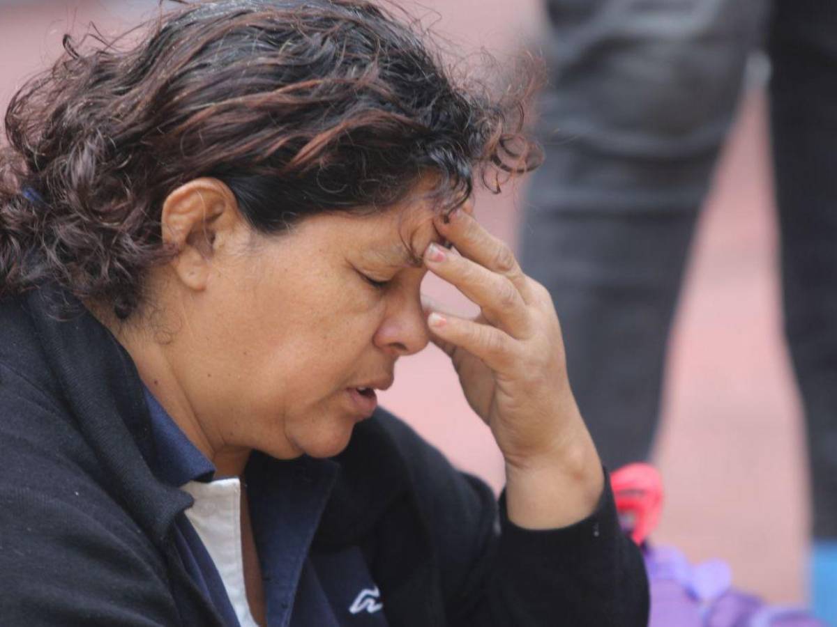 De aquí no nos vamos: afectados de Koriun protestan en los bajos del Congreso Nacional