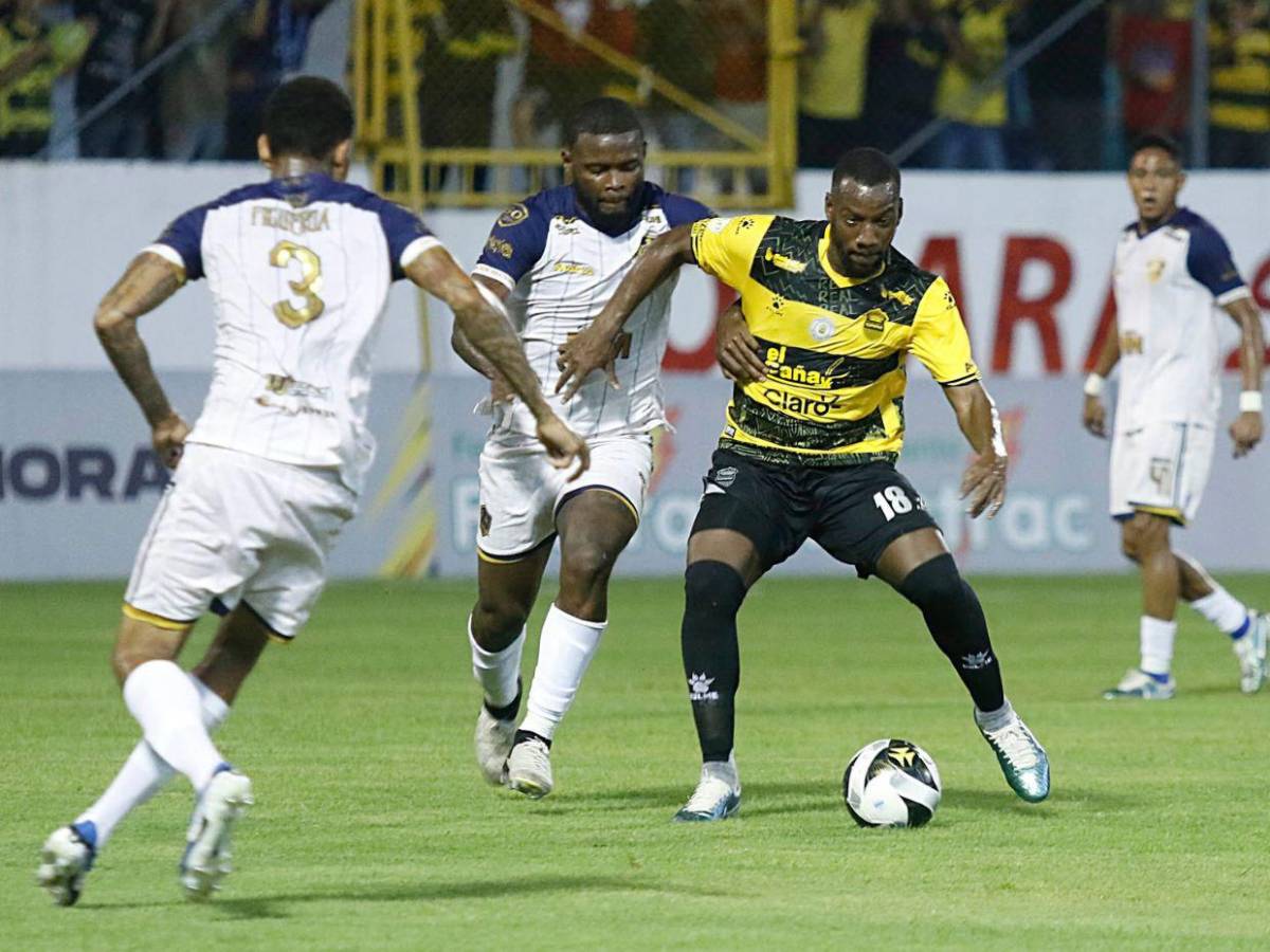 Ya hay dos fichajes: Altas y salidas de Olimpia tras ganar la copa 39