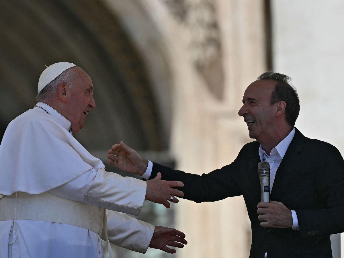 Jornada Mundial de los Niños: Roberto Benigni roba protagonismo al papa Francisco