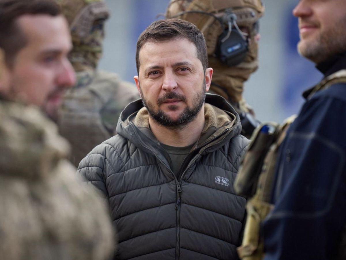 Presidente de Ucrania acusa a Rusia de disparar misiles contra Polonia