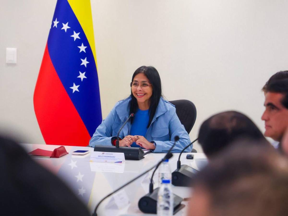 Pareja de un poderoso empresario e hija de político: Quién es la familia de Delcy Rodríguez