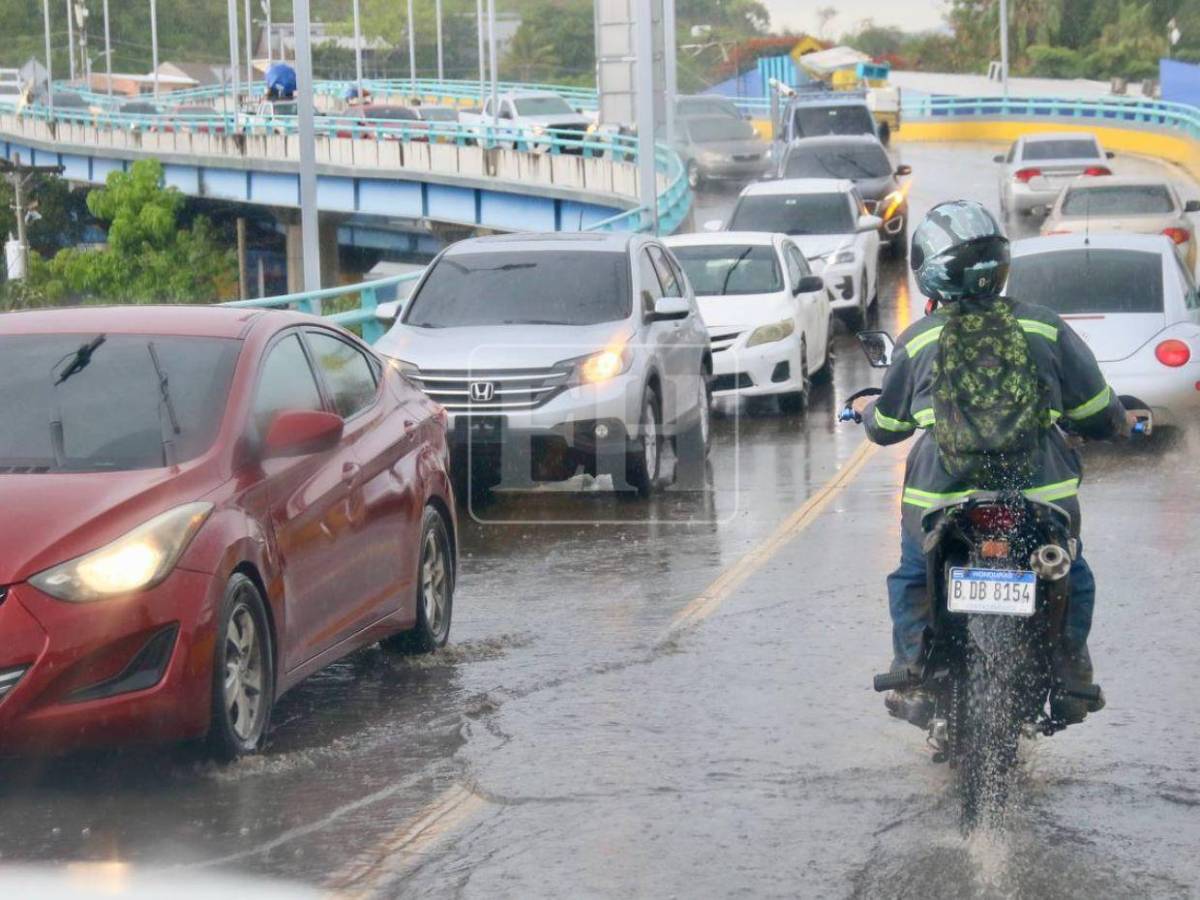Lluvias con acumulados de hasta 30 milímetros: ¿dónde lloverá más este martes por vaguada?