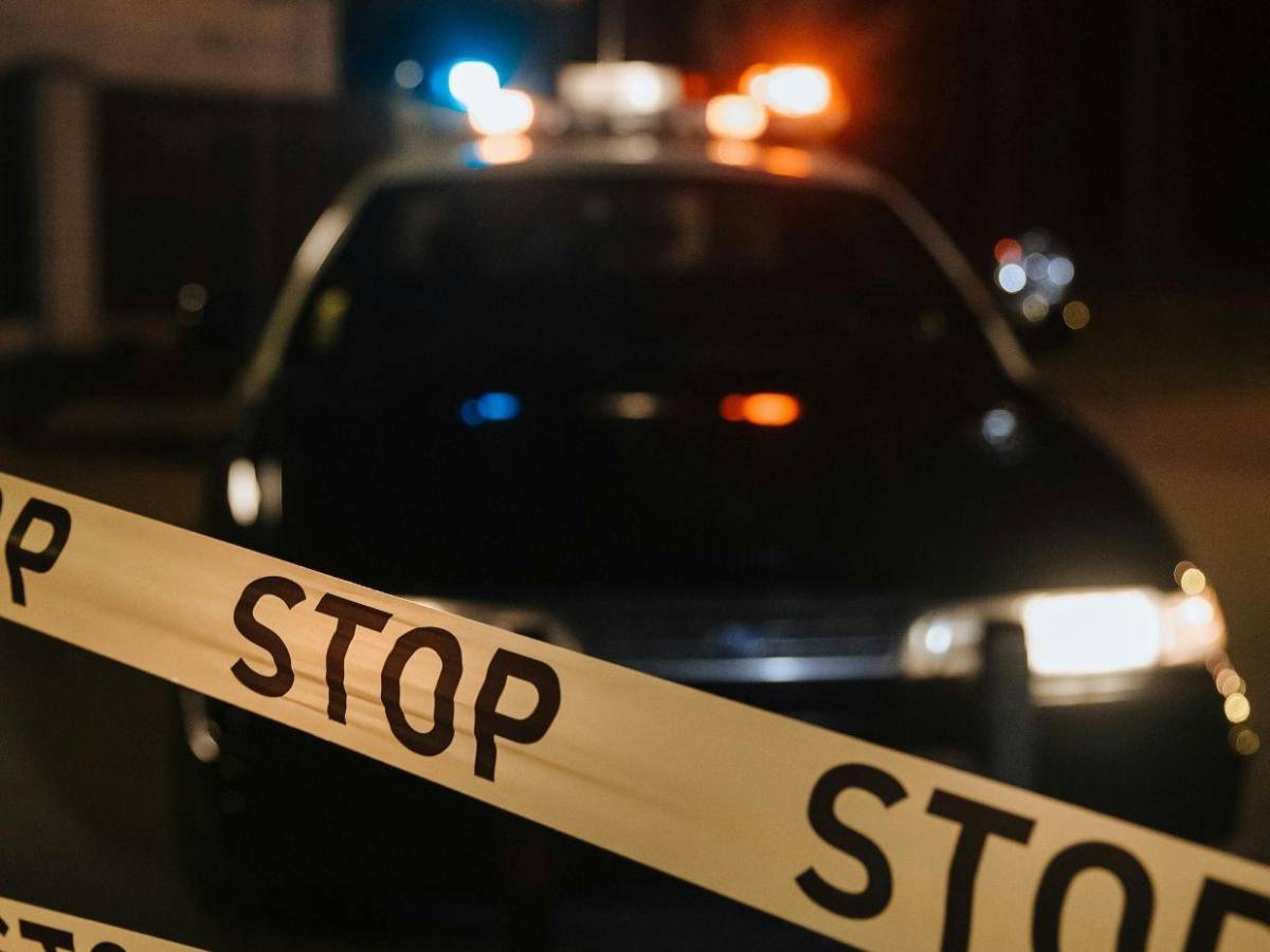 Joven apuñala a su novia, avisa a la polícía y luego se lanza de un octavo piso en Argentina