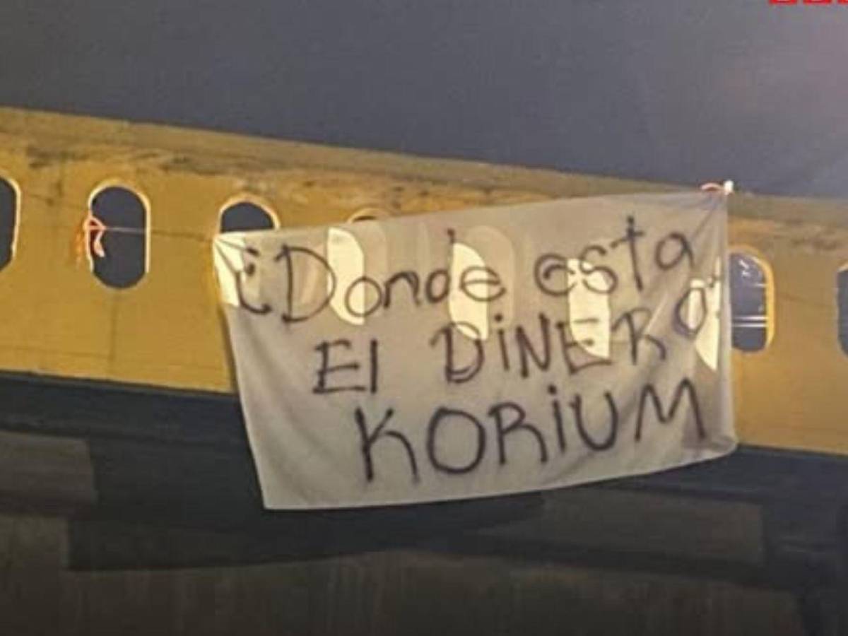 Tráfico vehicular e incendio de bus: caos previo a marcha de Libre en SPS