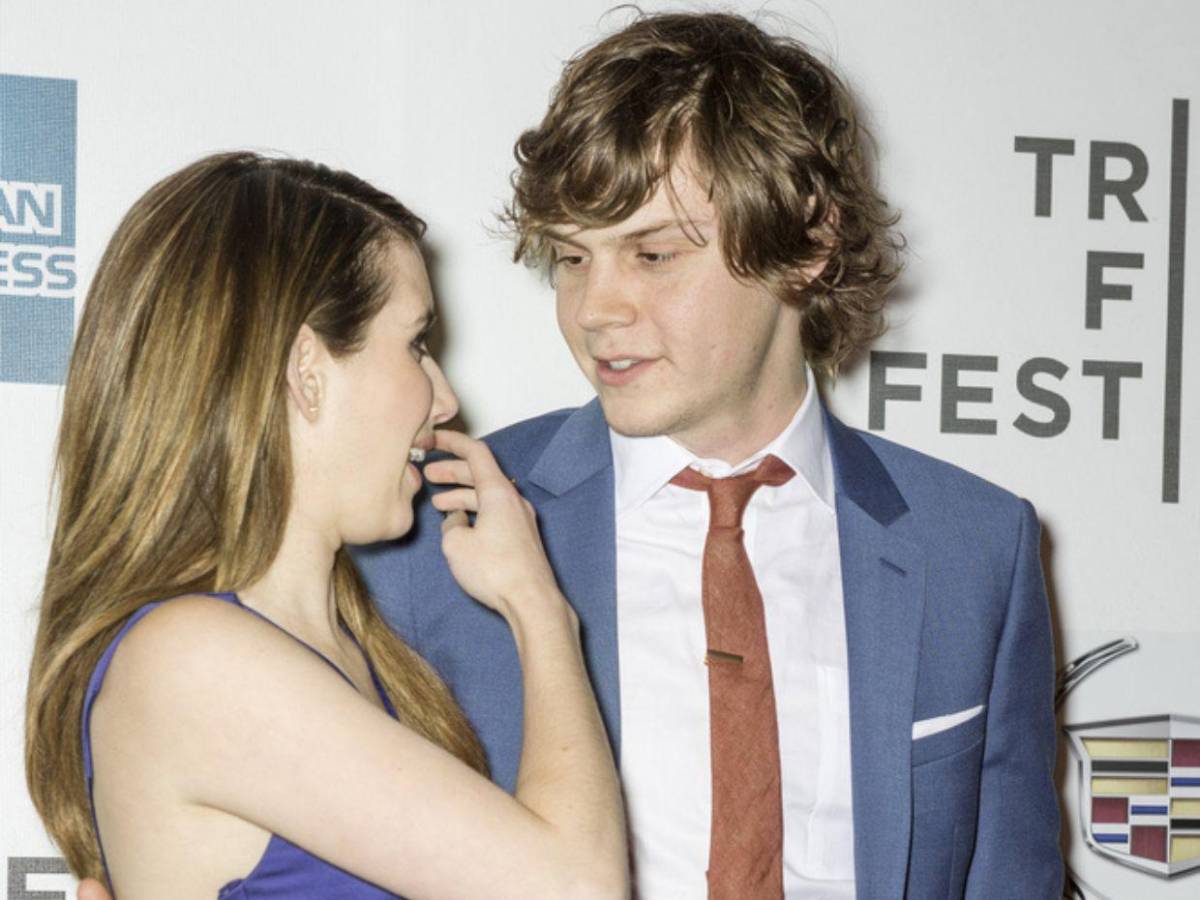 Emma Roberts se reencuentra con Evan Peters, el hombre por cuya agresión fue arrestada
